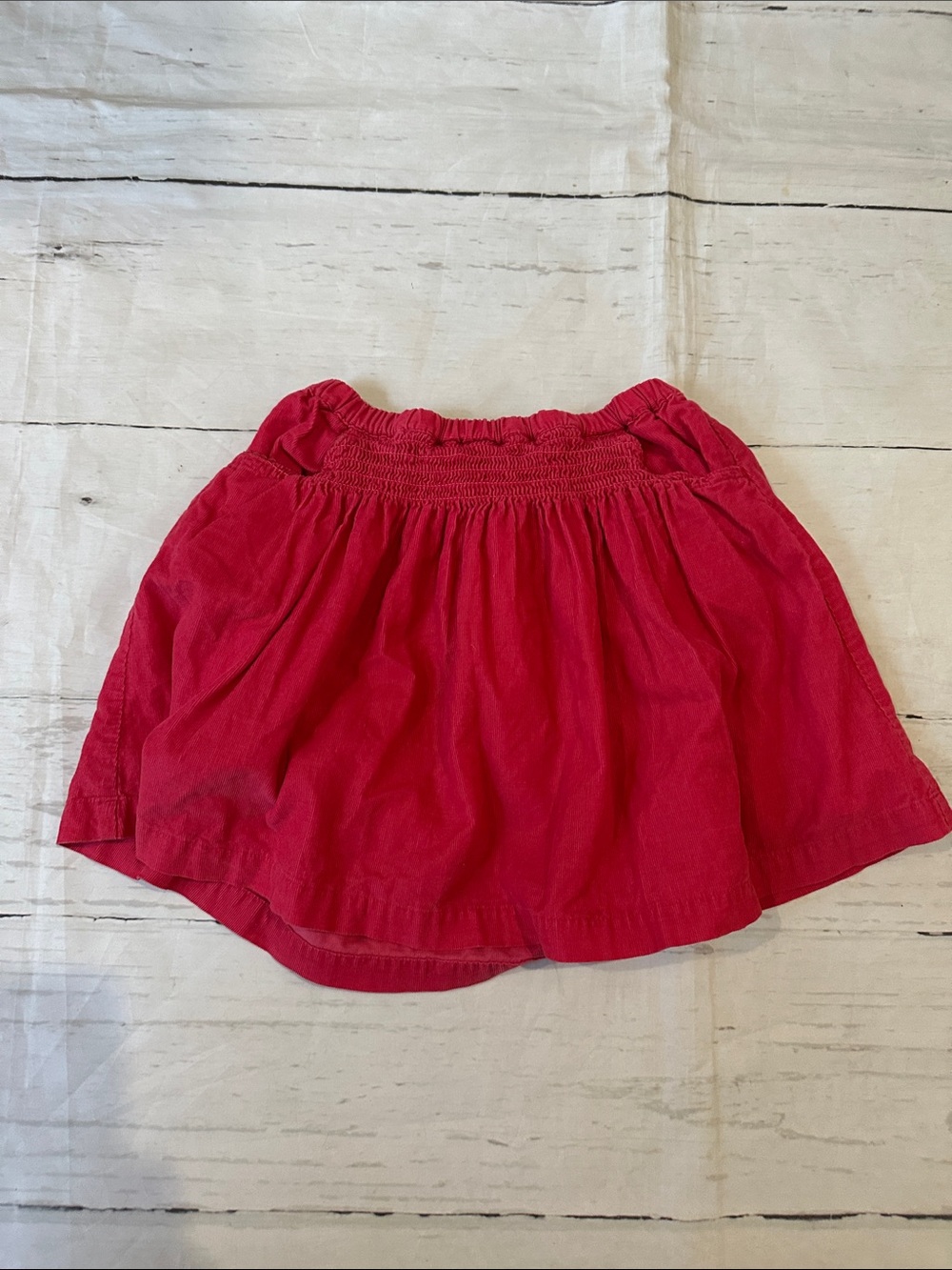 Mini Boden Red Smocked Waist girls skirt corduroy pockets 4-5